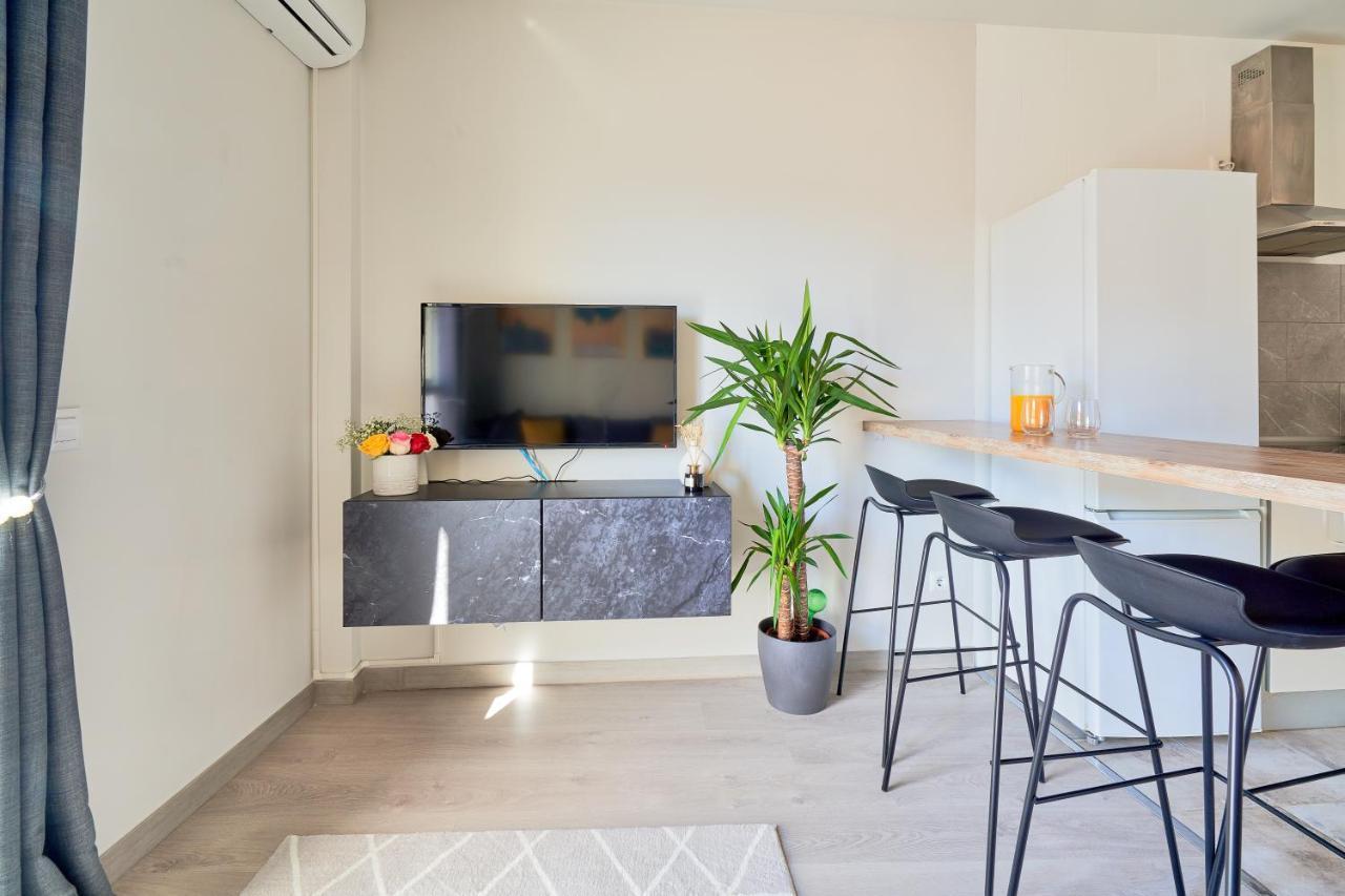 شقة Charming And Bright Flat In The Heart Of مالقة المظهر الخارجي الصورة